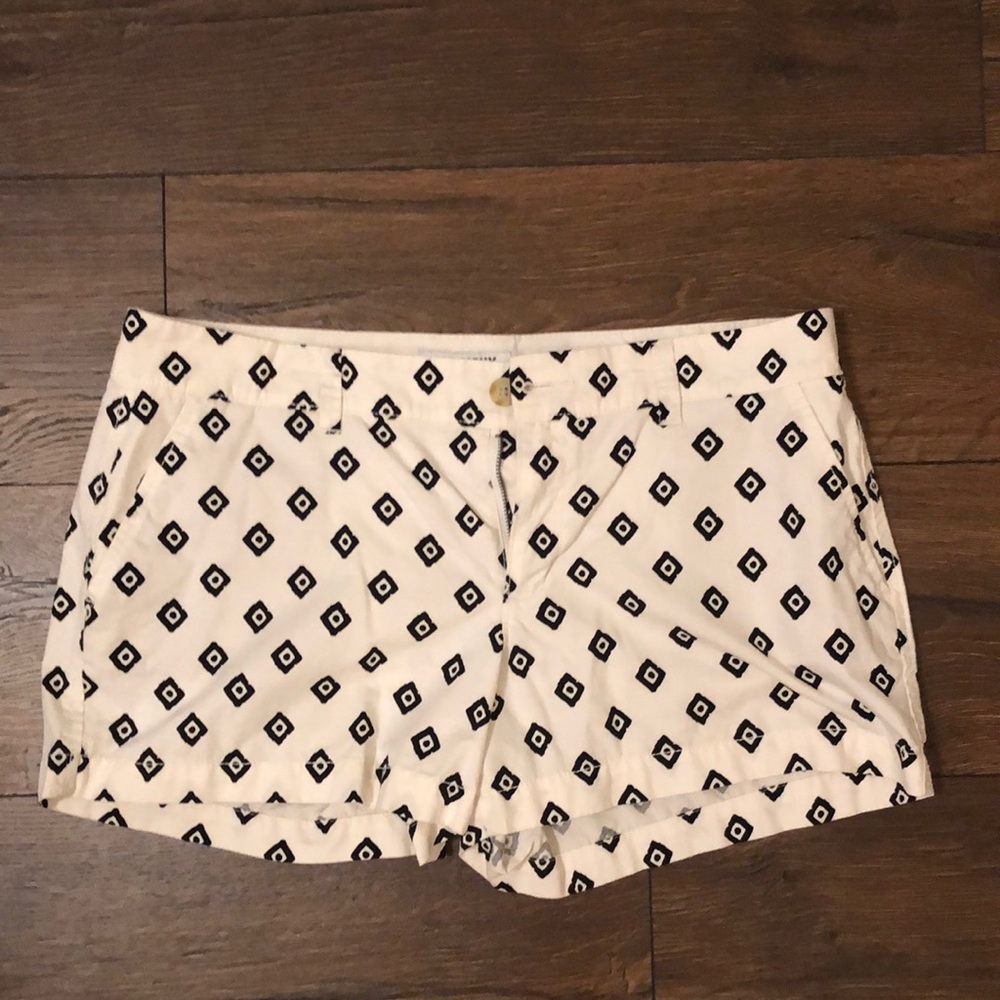 Old Navy Everyday Short